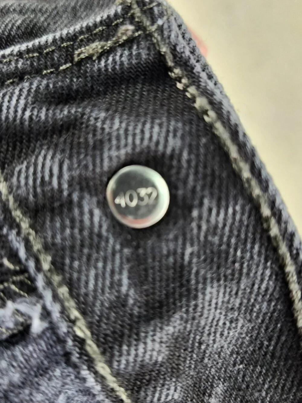 Levi’s 501 Black Jeans Men’s 38x30 Button Fly Blank Tab Mexico